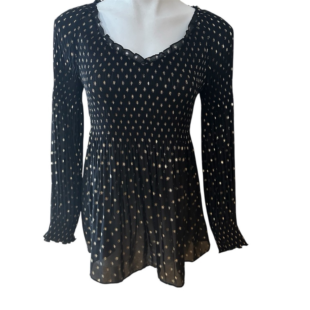 Black and Gold Long Sleeve Top